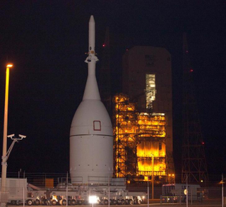 Illustration for article titled The Orion Spacecraft Is At the Launch Pad And Strapped To Its Rocket